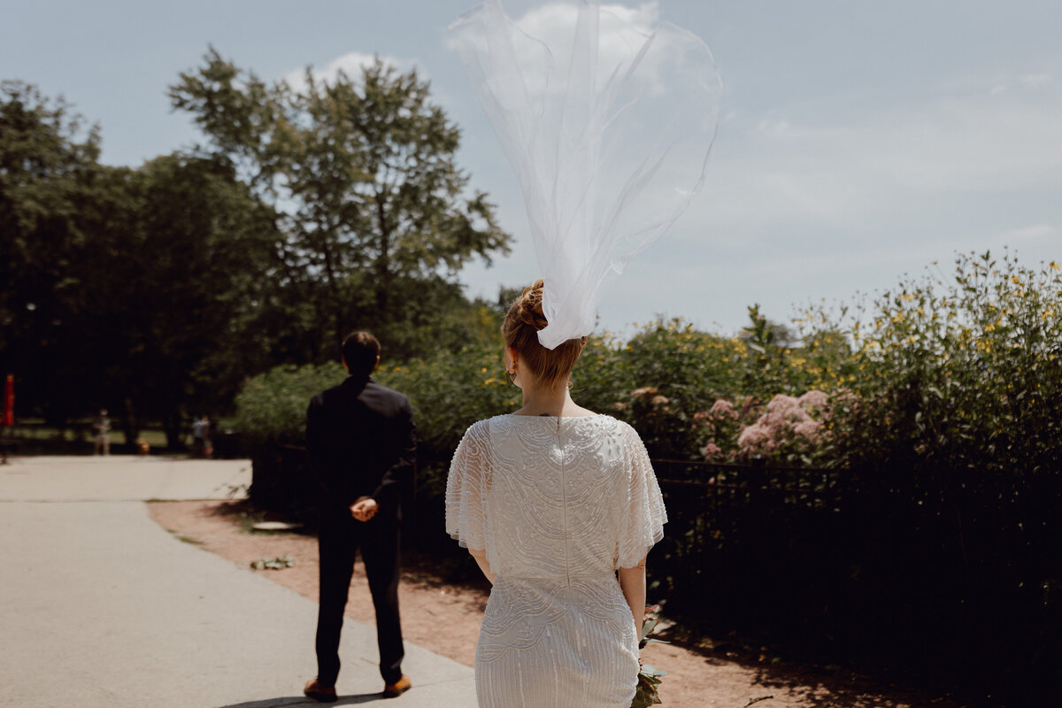 CHICAGO-WEDDING-PHOTOGRAPHY-BY-MEGAN-SAUL-FIRST-LOOK (18 of 457)