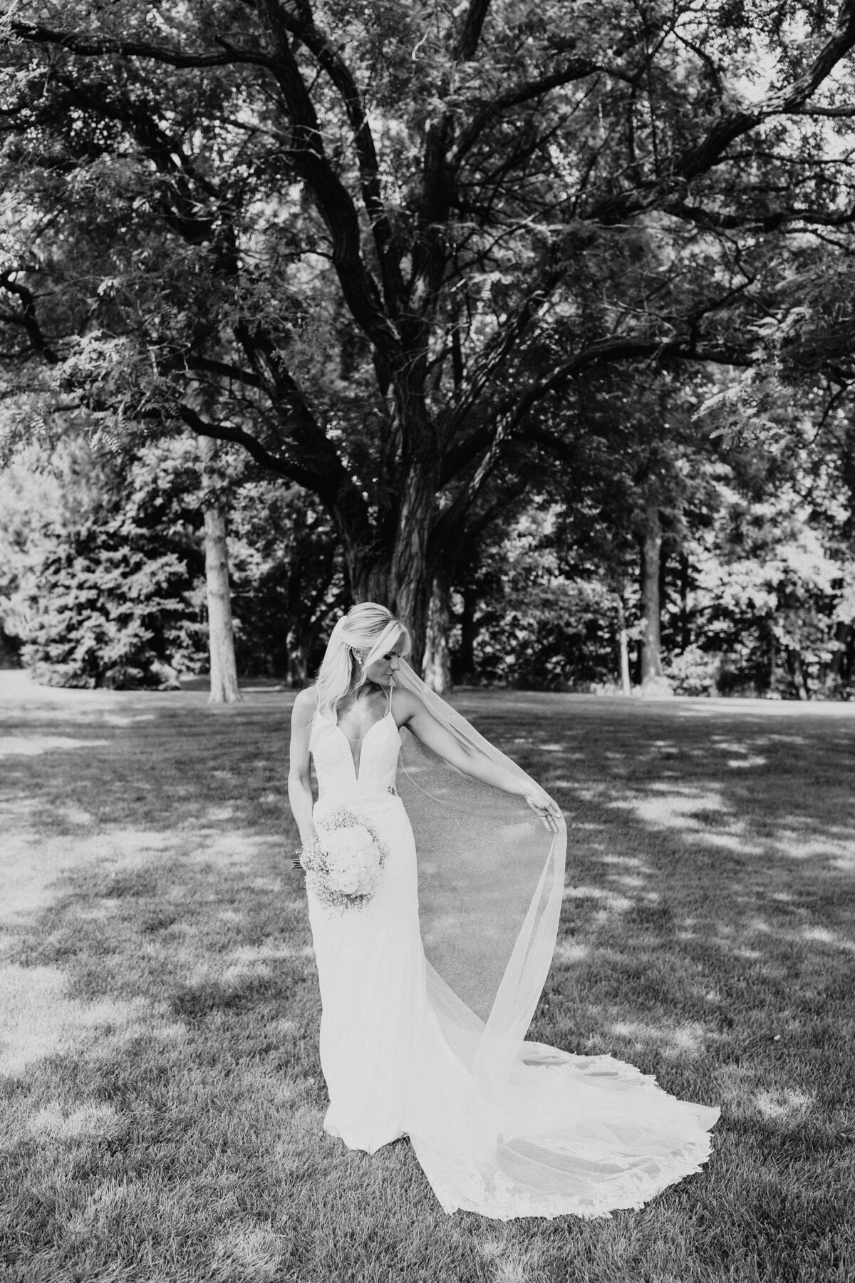 Luke+Emilee_Bride+Groom-169