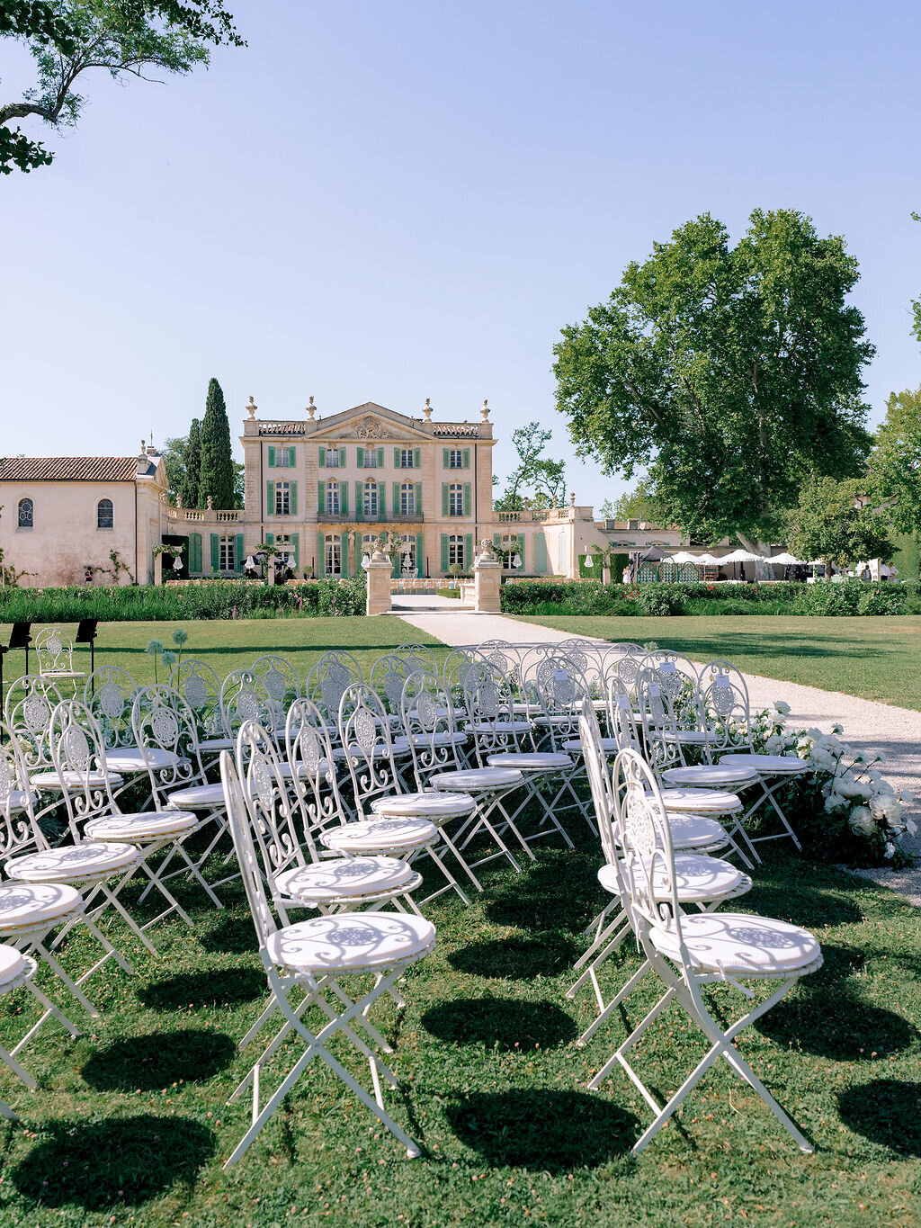 Chateau-de-Tourreau-wedding-Floraison12