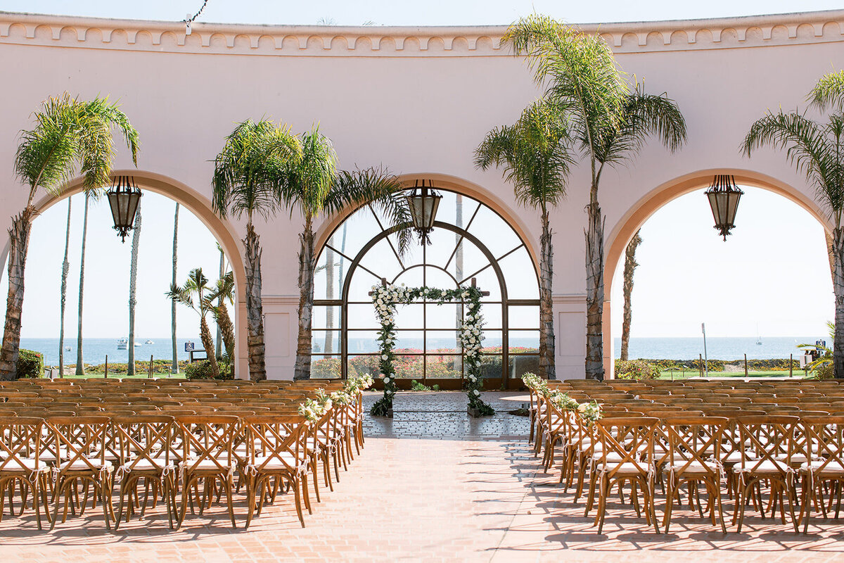 Coastal-Romantic-Wedding-Hilton-Santa-Barbara-Megan-Rose-Events07