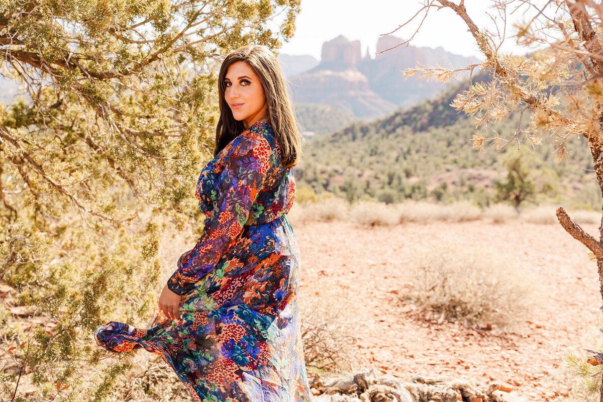 Sedona Arizona, Sedona Arizona views, Sedona arizona desert, desert photoshoot, united states destination photographer, destination photographer, travel photographer, travel destination photographer, desert portraits