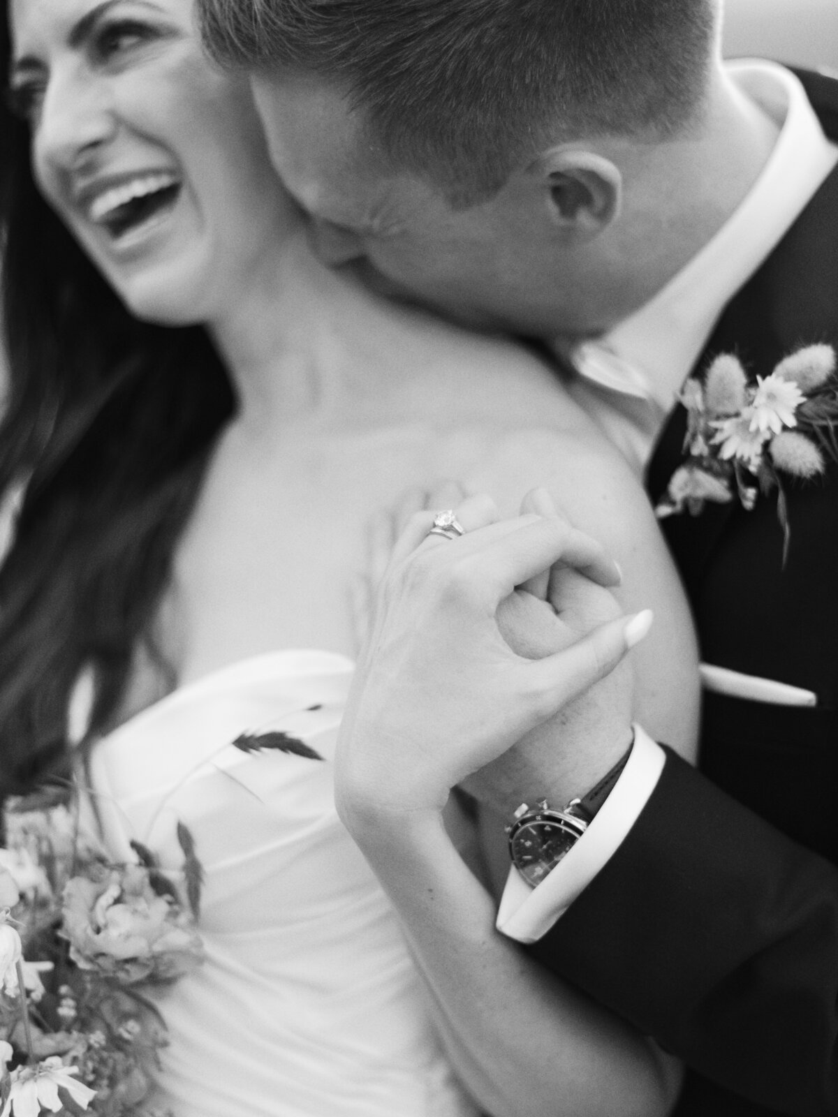 tin-roof-barn-wedding-best-washington-photographers-the-tenneys-34