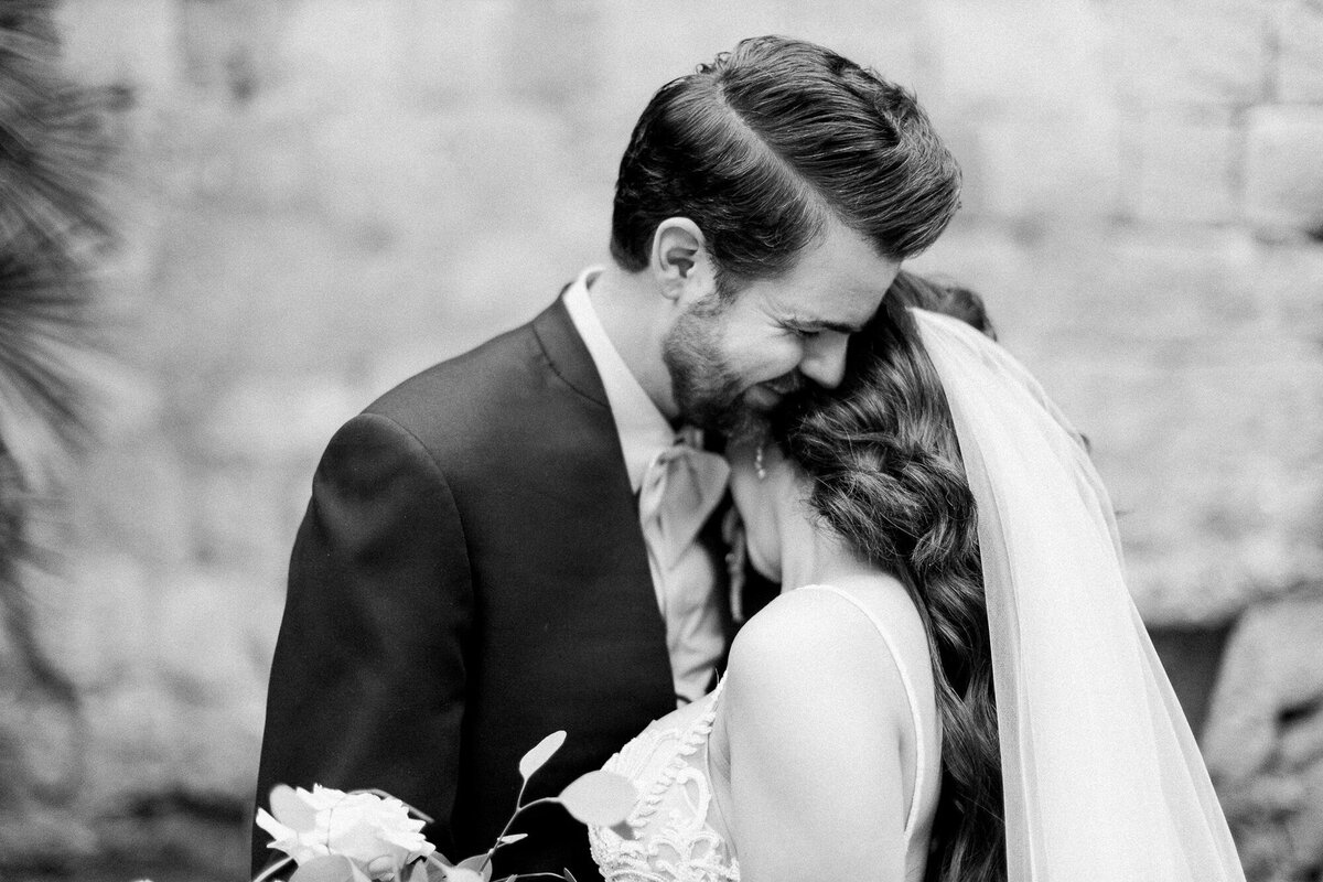 Maïlys Fortune Photography Husband Wife Wedding Weddings Photography France Switzerland Italy Timeless Dreamy Imagery Bilingual French English Destination Weddings Destination Wedding Provence French Riviera Paris Lake Como Tuscany102