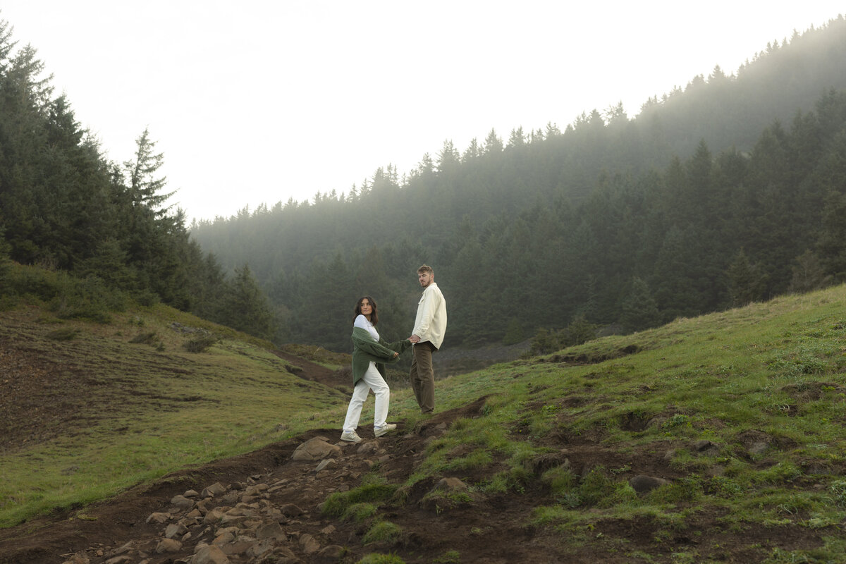 CannonBeachCouple-75