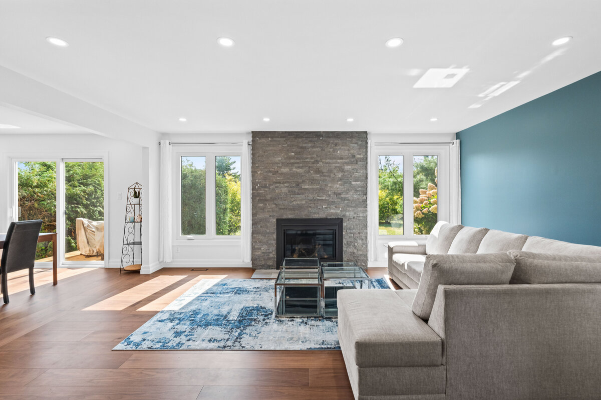 Bright Warm Kitchen Main Floor Reno Urbanomic Interiors (19)