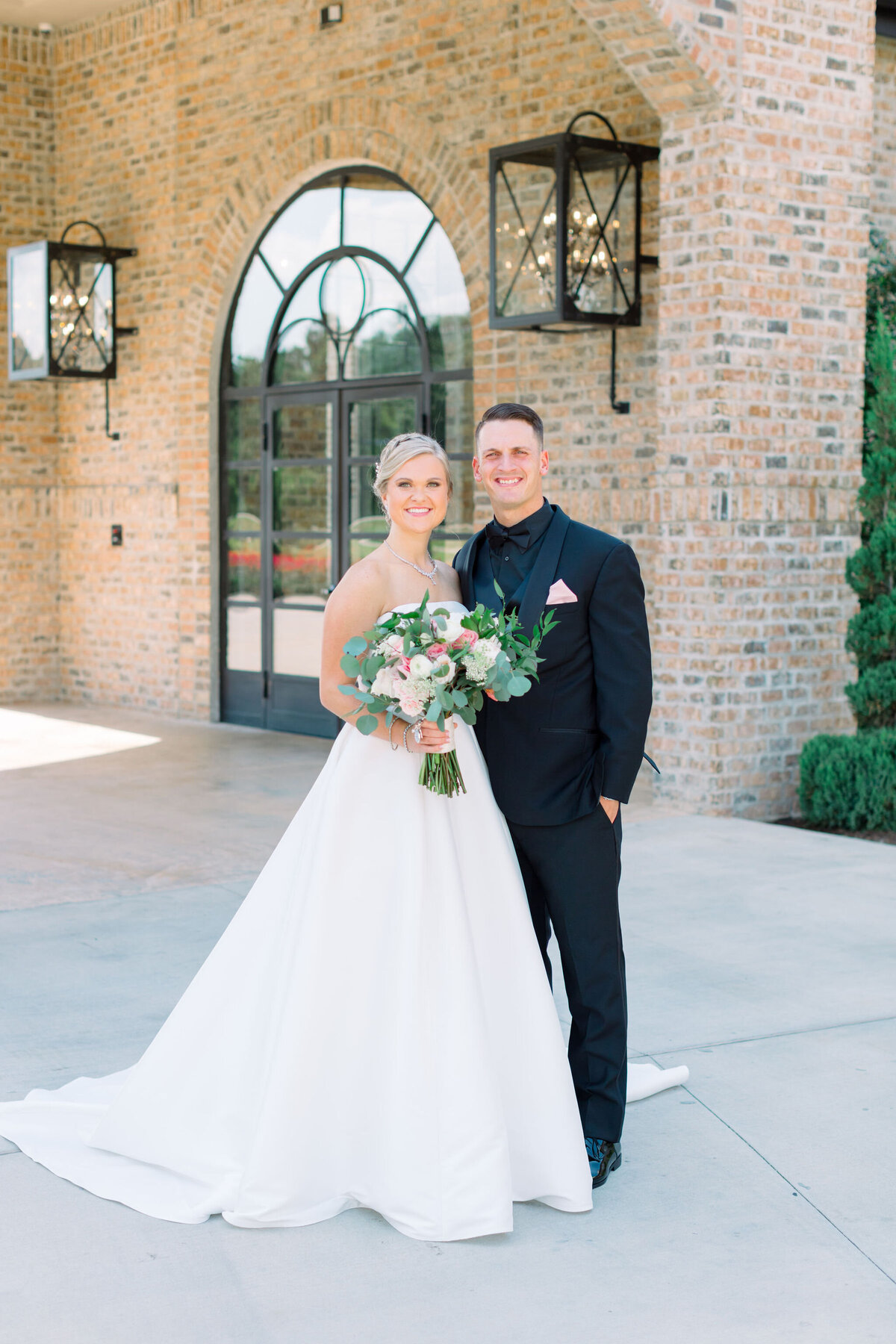 Summer-blush-iron-manor-houston-texas-wedding-16