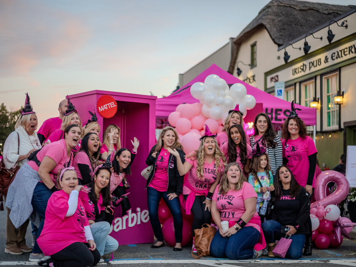 PINKWITCHESNIGHTOUT-SISTERS-DENVILLE-431