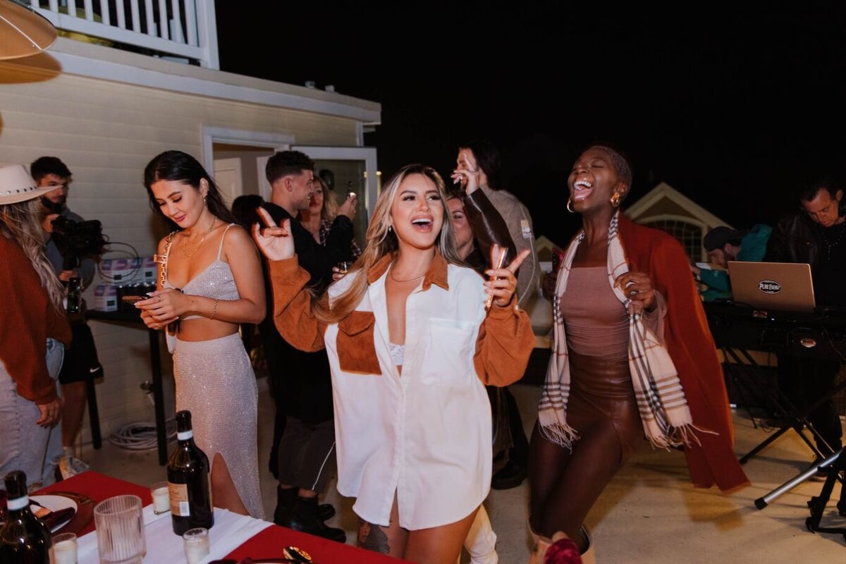 cbs-love-island-event-239
