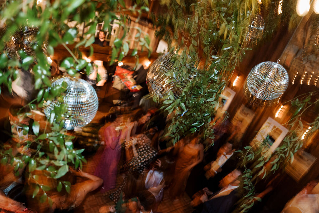 Sarah-Kevin-Gold-Wing-Photography-Vermont-Wedding-Grafton-Inn-Fall-Previews-96