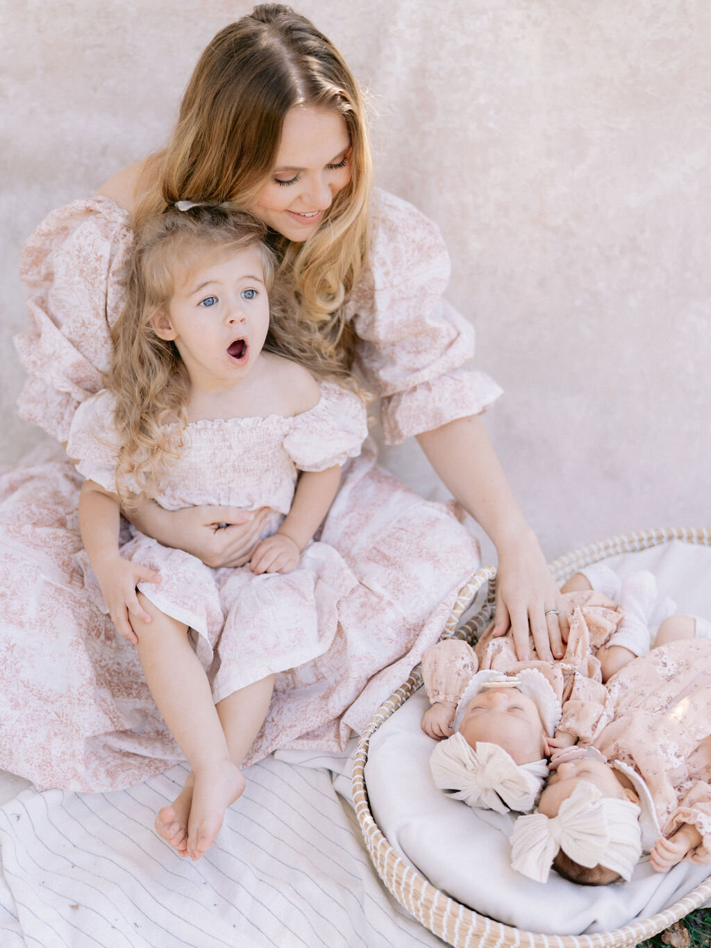 NikkiSanterre_TheHeirloomMotherhood_VirginiaFineArtFilmNewbornPhotographer_Bethany-84