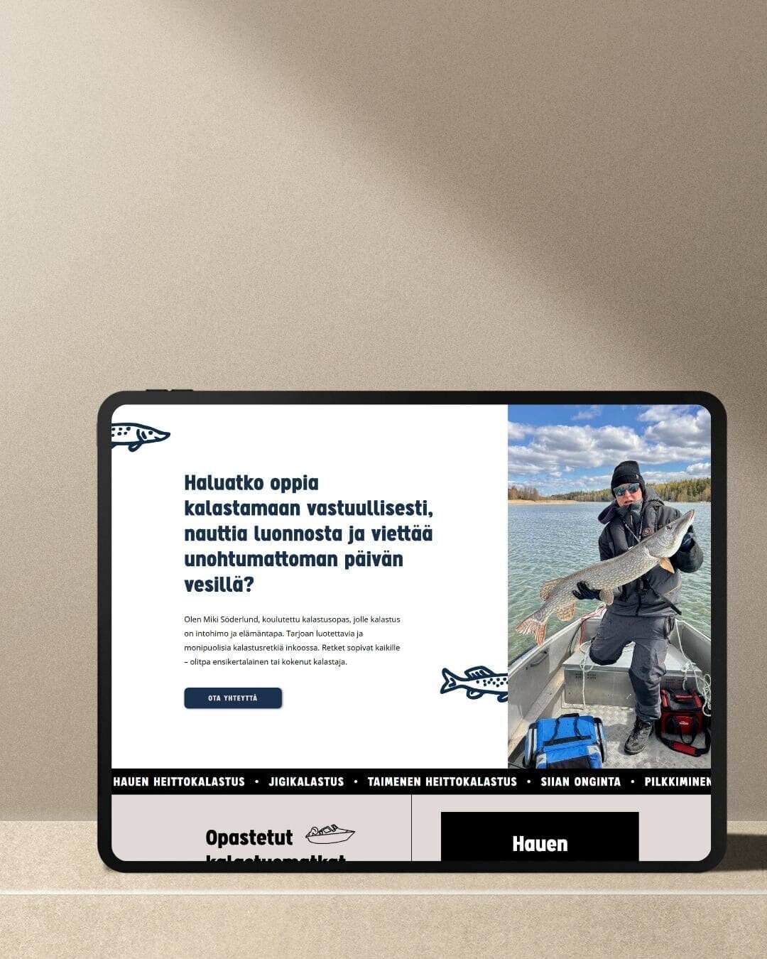 tabletti, minkä näytöltä näkyy söderfishing yrityksen nettisivut