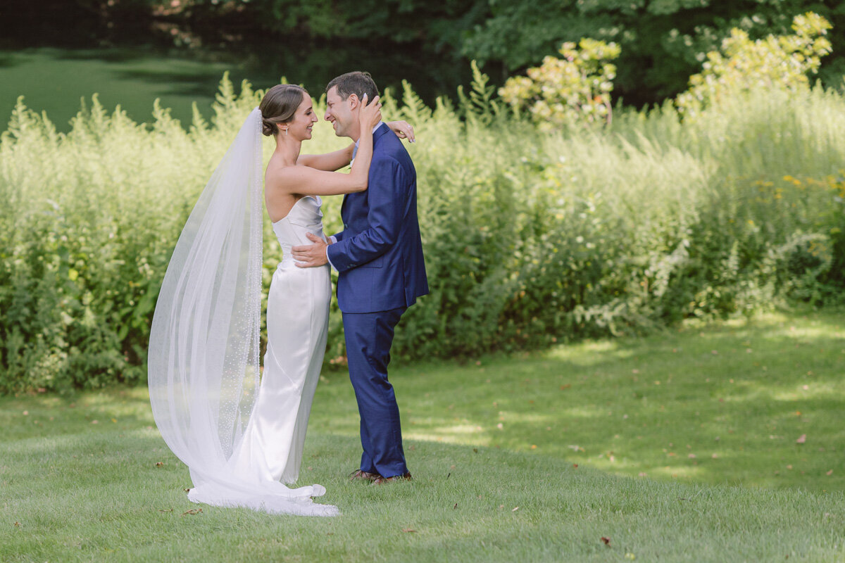 new_york_estate_tented_wedding_17