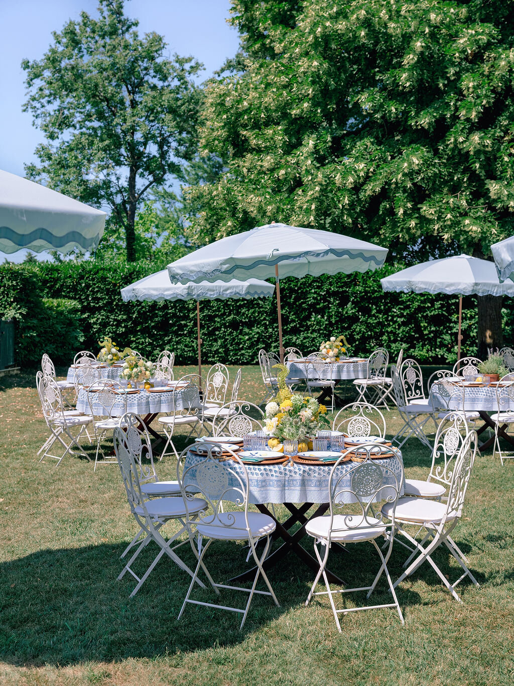Chateau-de-Tourreau-wedding-florist-Floraison10