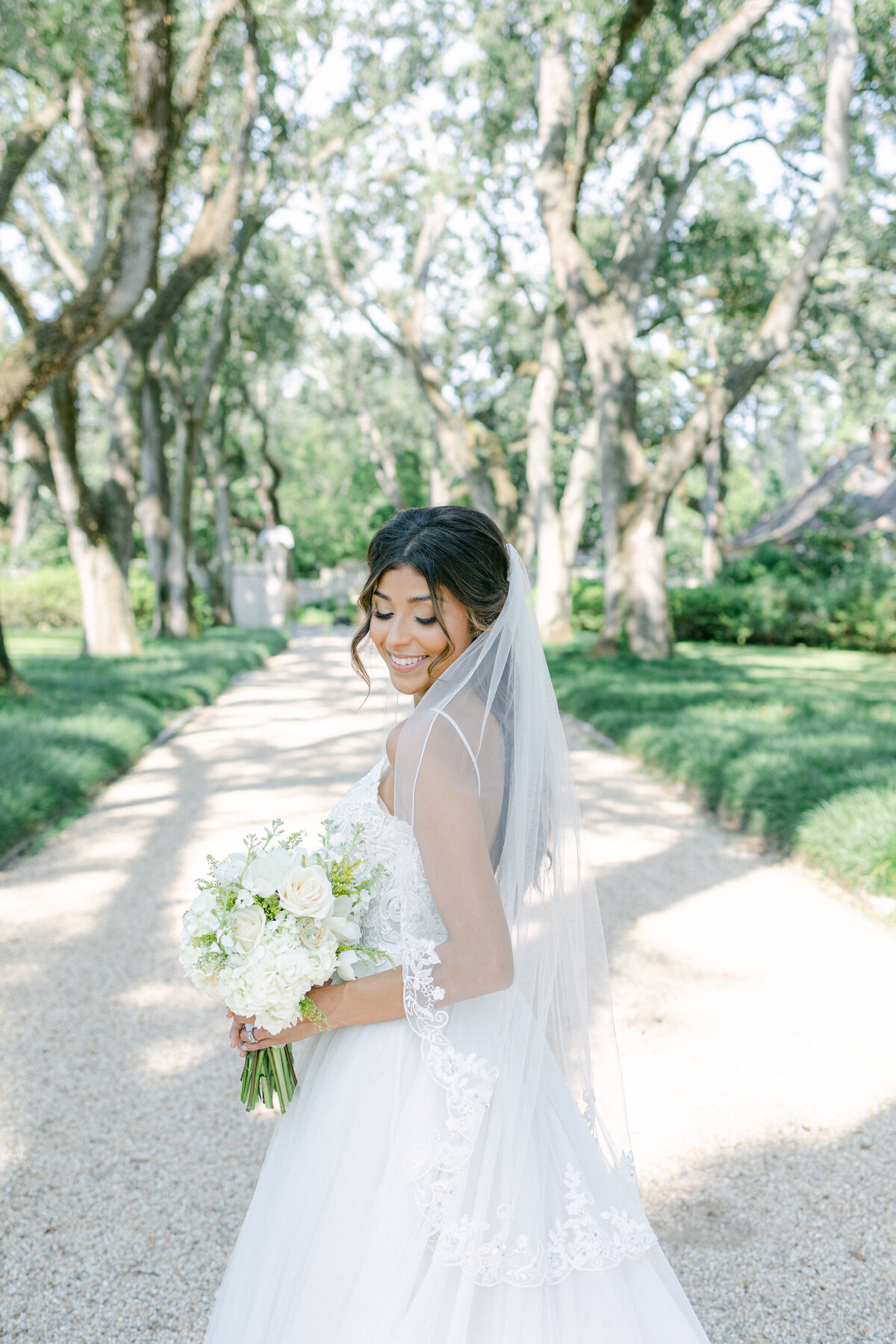 New_Orleans_LongVue_House_and_Gardens_anniversary_session_Alyse_and_Ben_Photography-9480