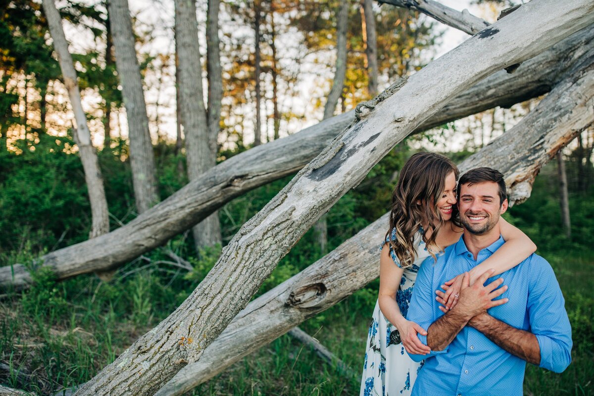 Engagement-Photos-at-Kohler-Andrae9
