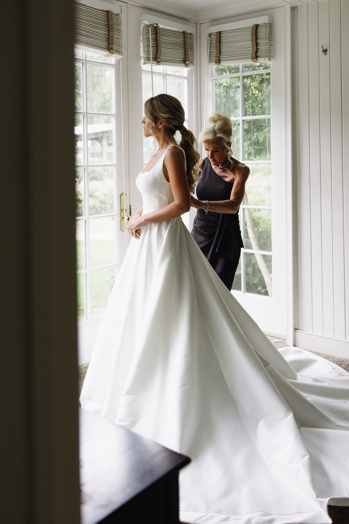 Bridal Photos by Richmond Virginia Wedding Photographer