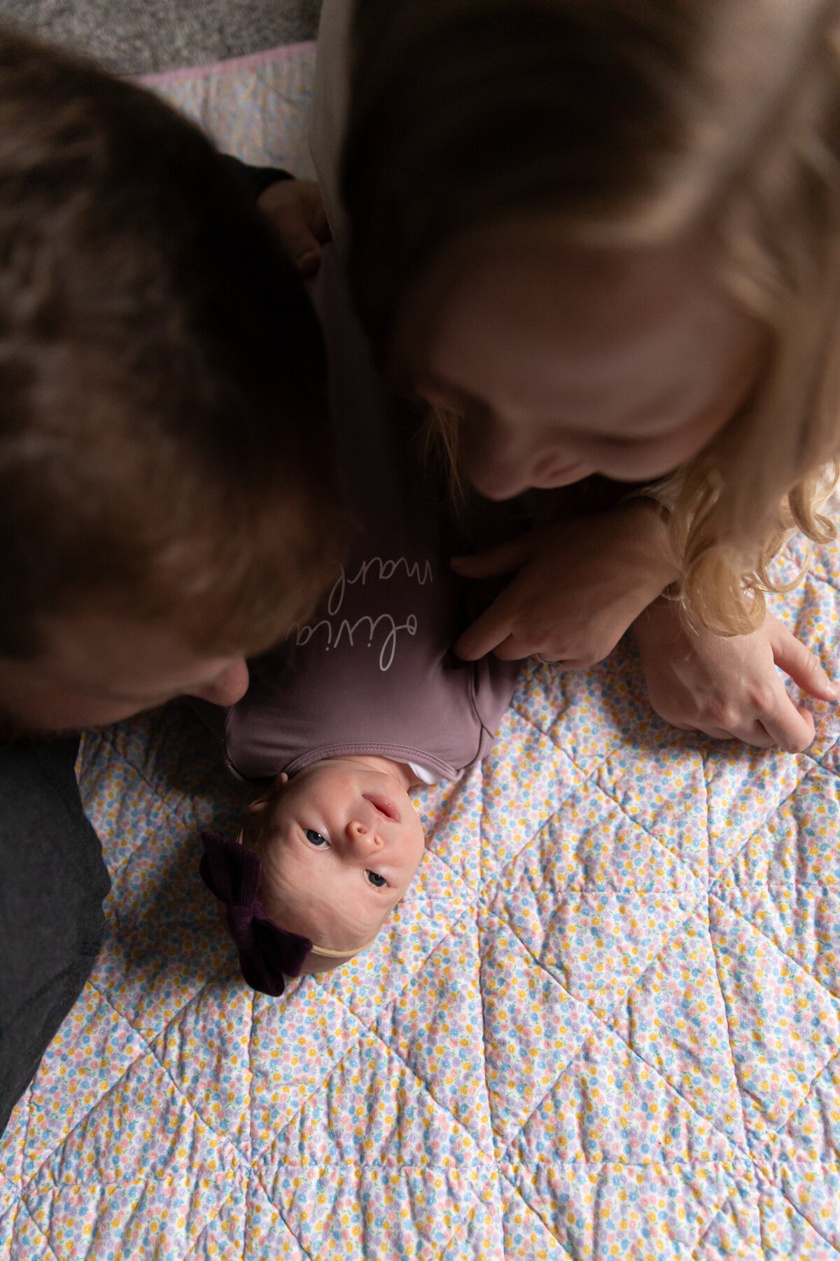 mom-dad-newborn-blanket