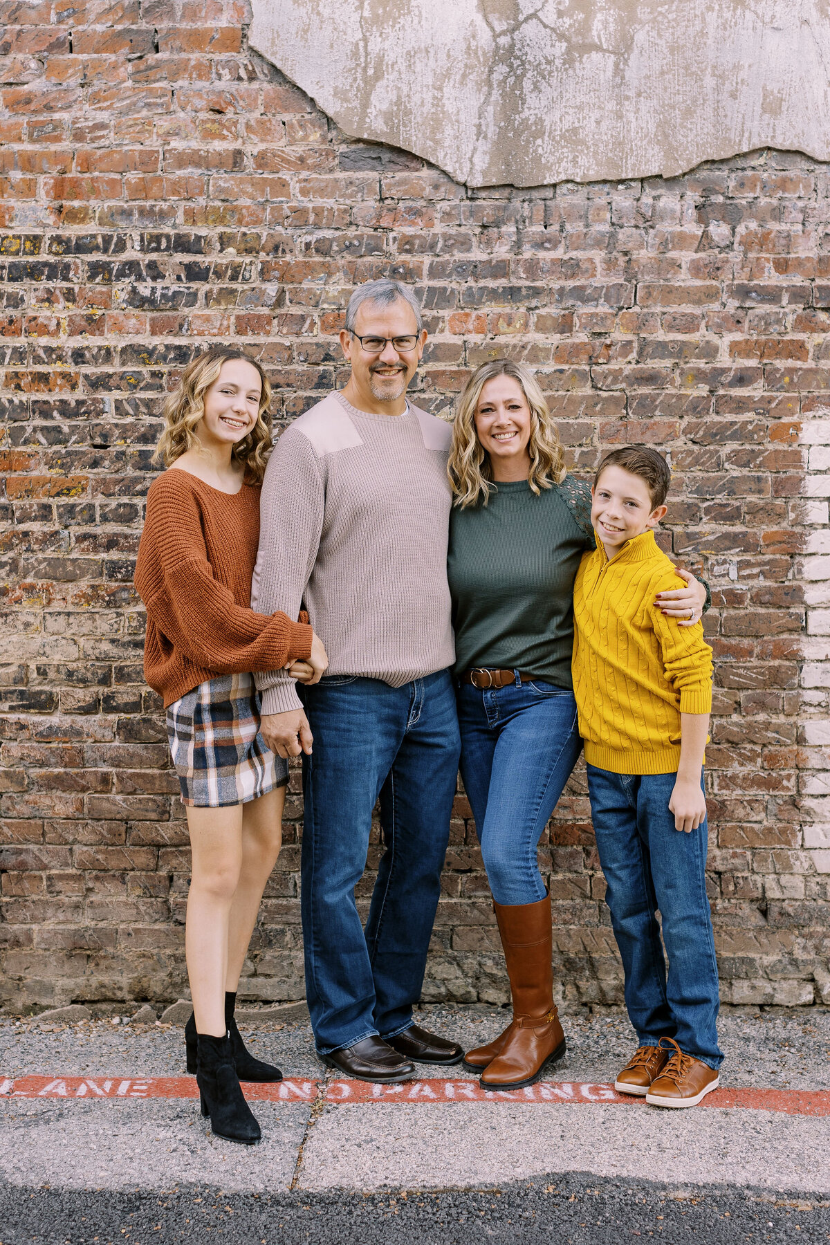 31-downtown-north-texas-family-session