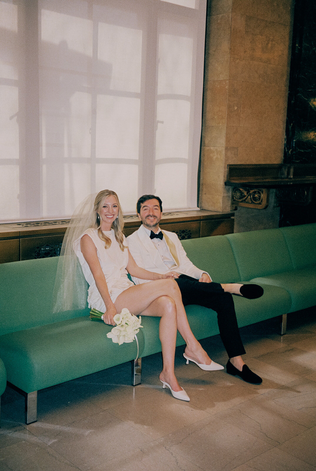 New York-City Hall-Elopement-Chic-Candid-Wedding-Larisa-Shorina-102