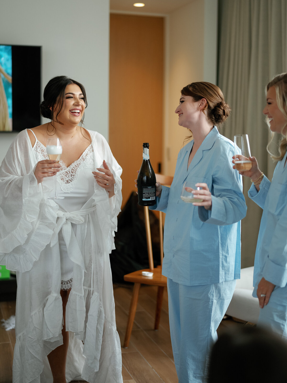 B and B Wed-1037