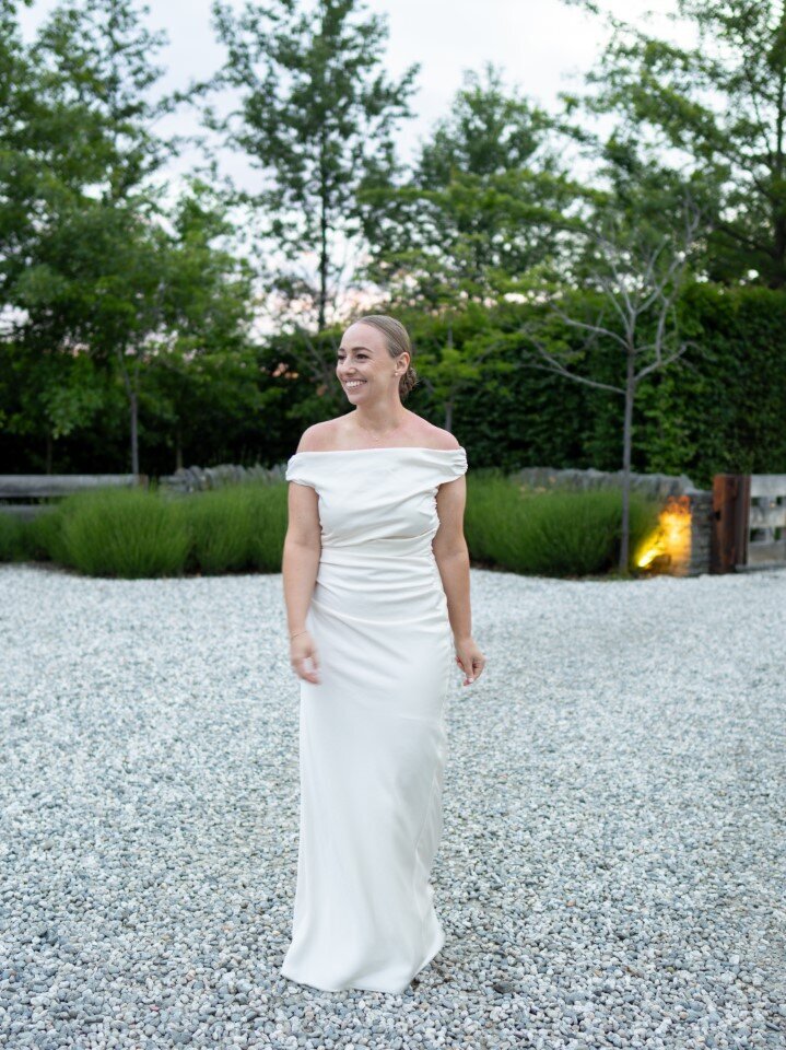 queenstownbride2025-weddingdress-hairandmakeup