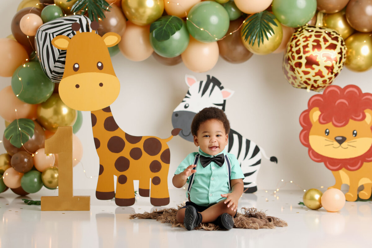 Charlotte_Safari_Cake_Smash