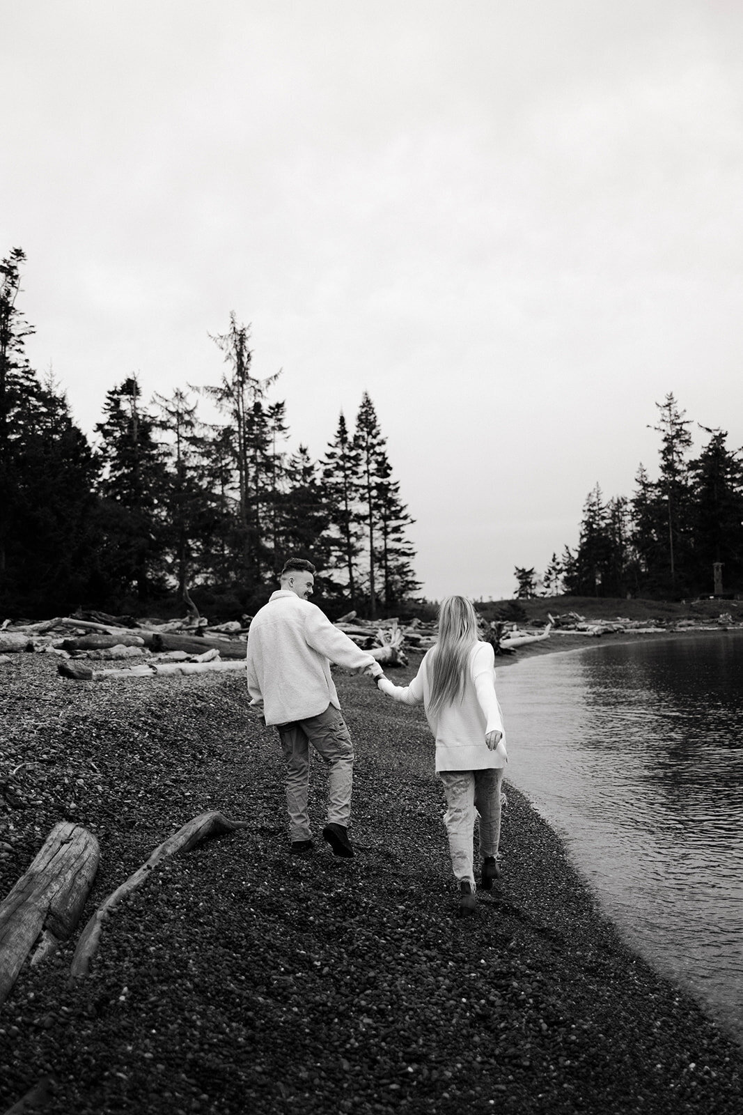 Ashlynn Shelby Photography _ Deception Pass Engagement Shoot-8