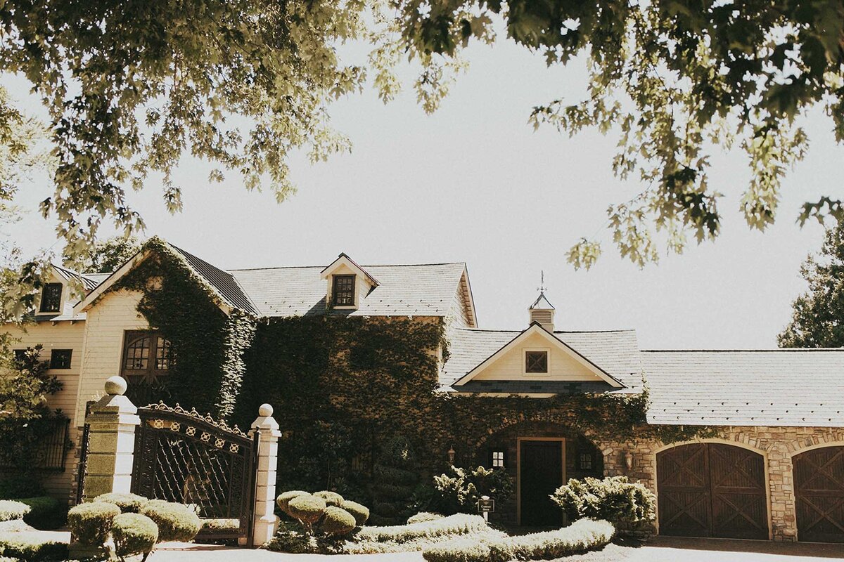 jaclyn-fisher-events-planning-neutral-boho-estate-wedding-in-new-jersey-3