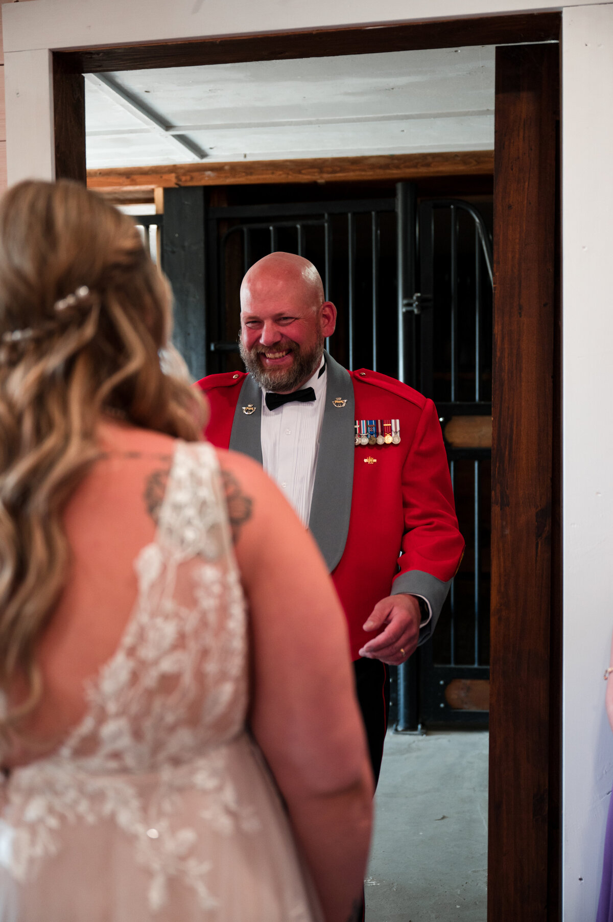 bride sharing first look with her father