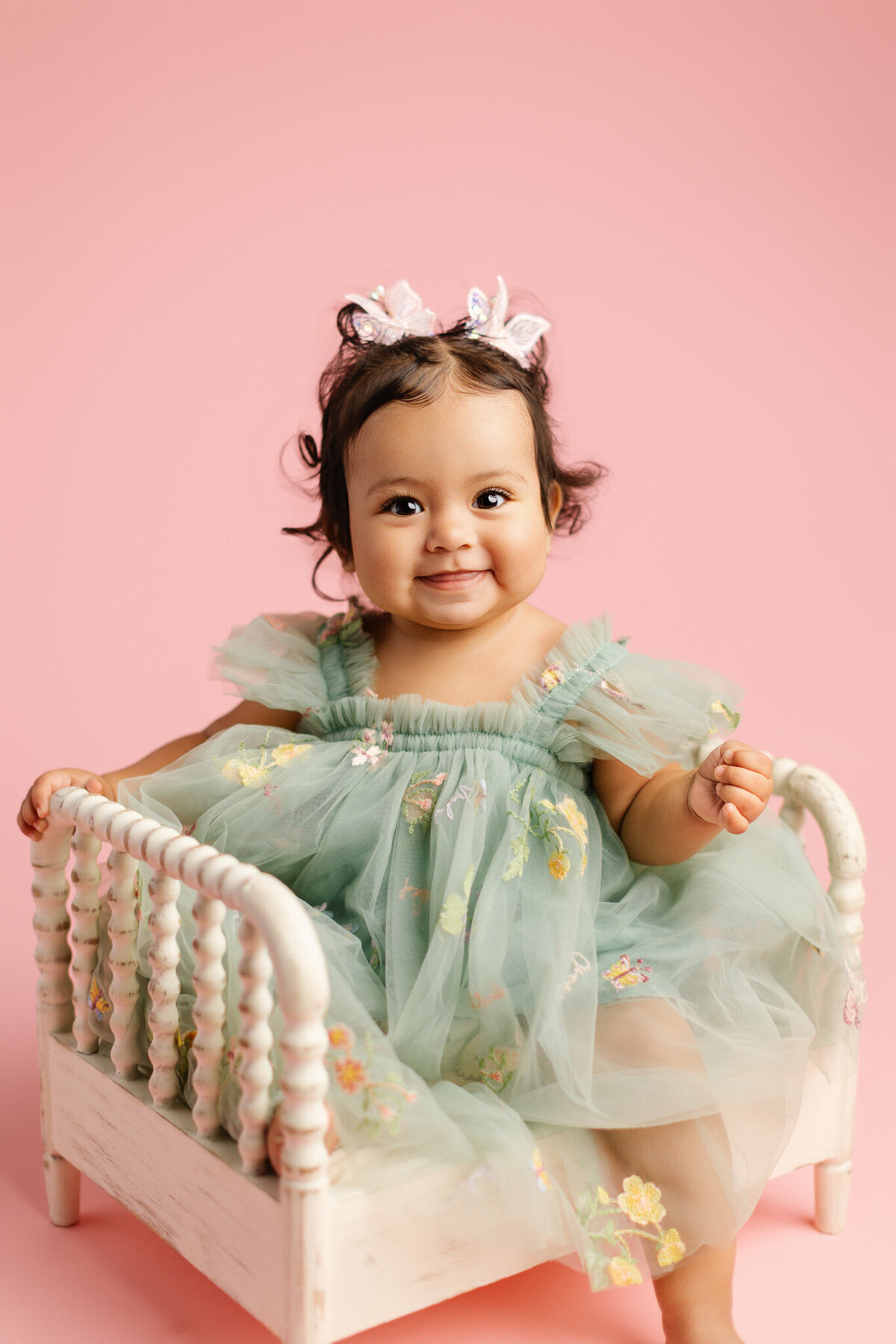 best NWA cake smash photographer, NW Arkansas baby portraits, baby photography NW Arkansas, baby photographer near me Fayetteville AR