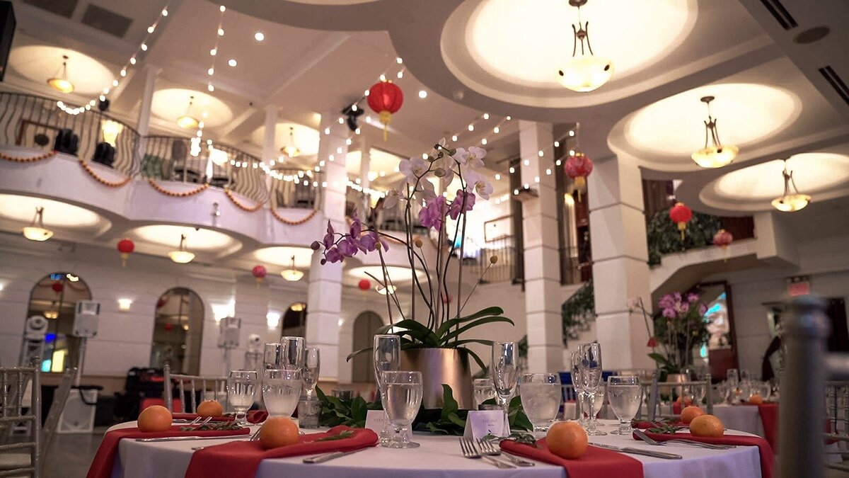 Indian-Chinese-wedding-Renaissance-table-scape-and-decor-5