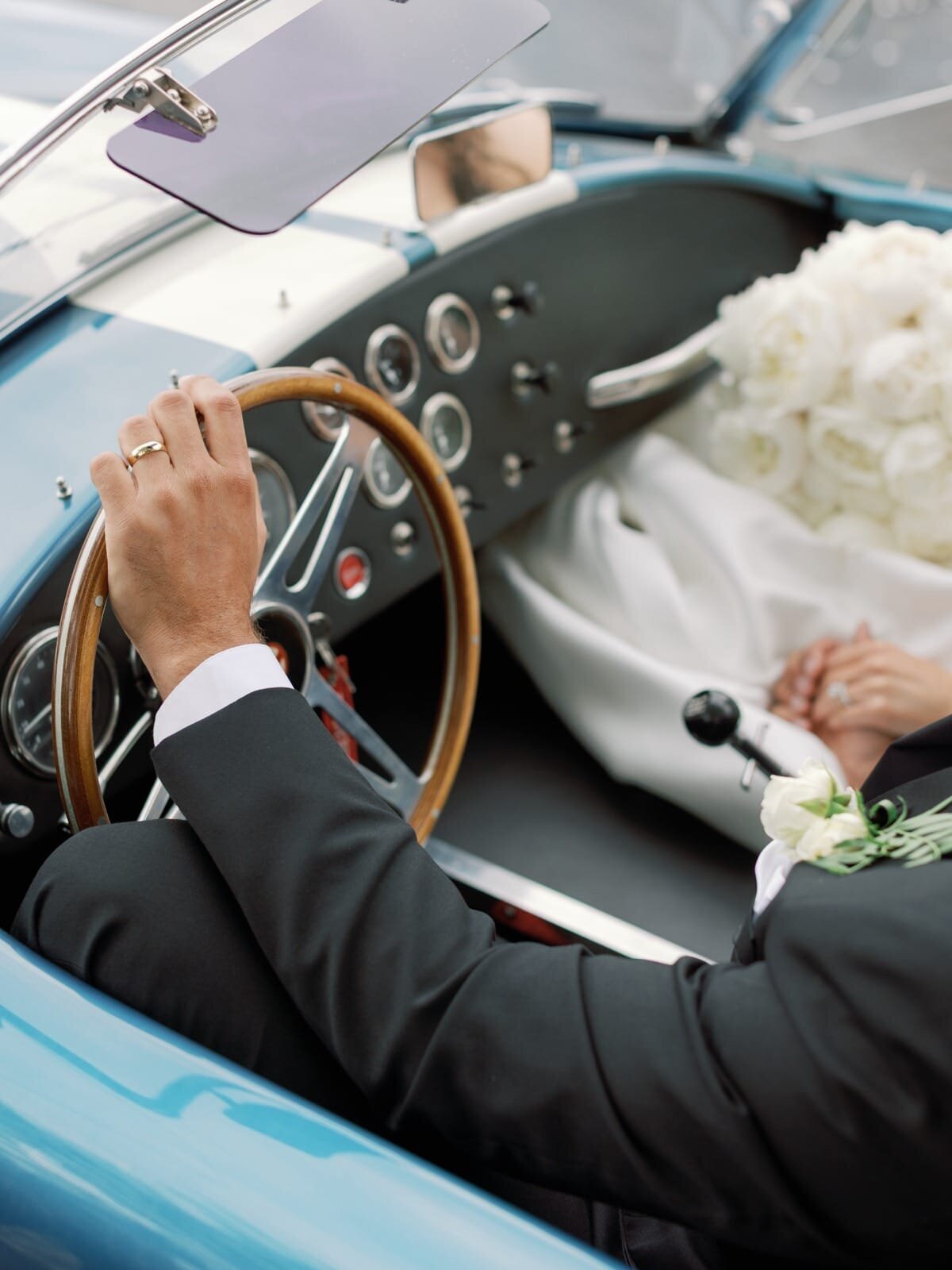 2025_05_17 Jenna + Gray Lake Club Wedding-web-00097