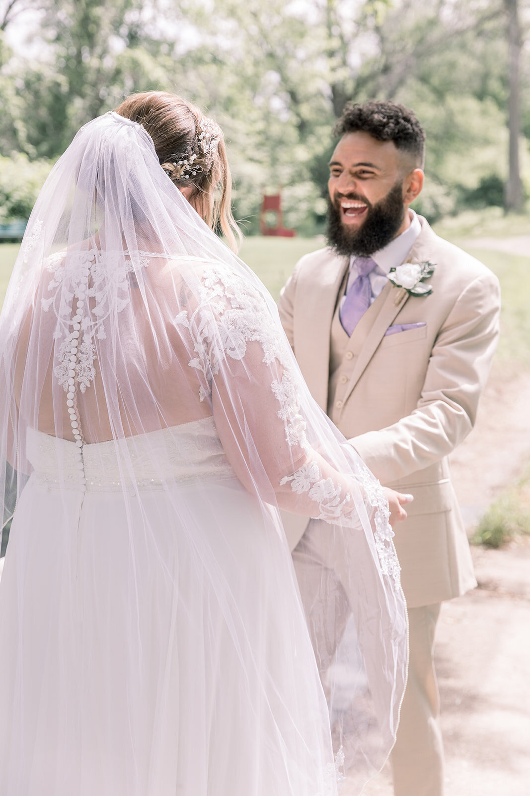 Detroit-Michigan-Wedding-Photographer-Heather-and-DJ-7