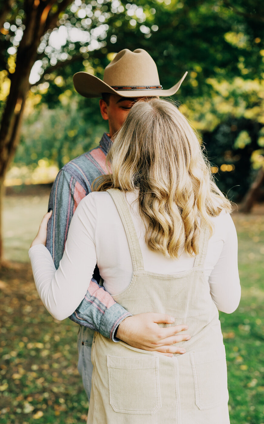 Centennial Park Engagement Session 25