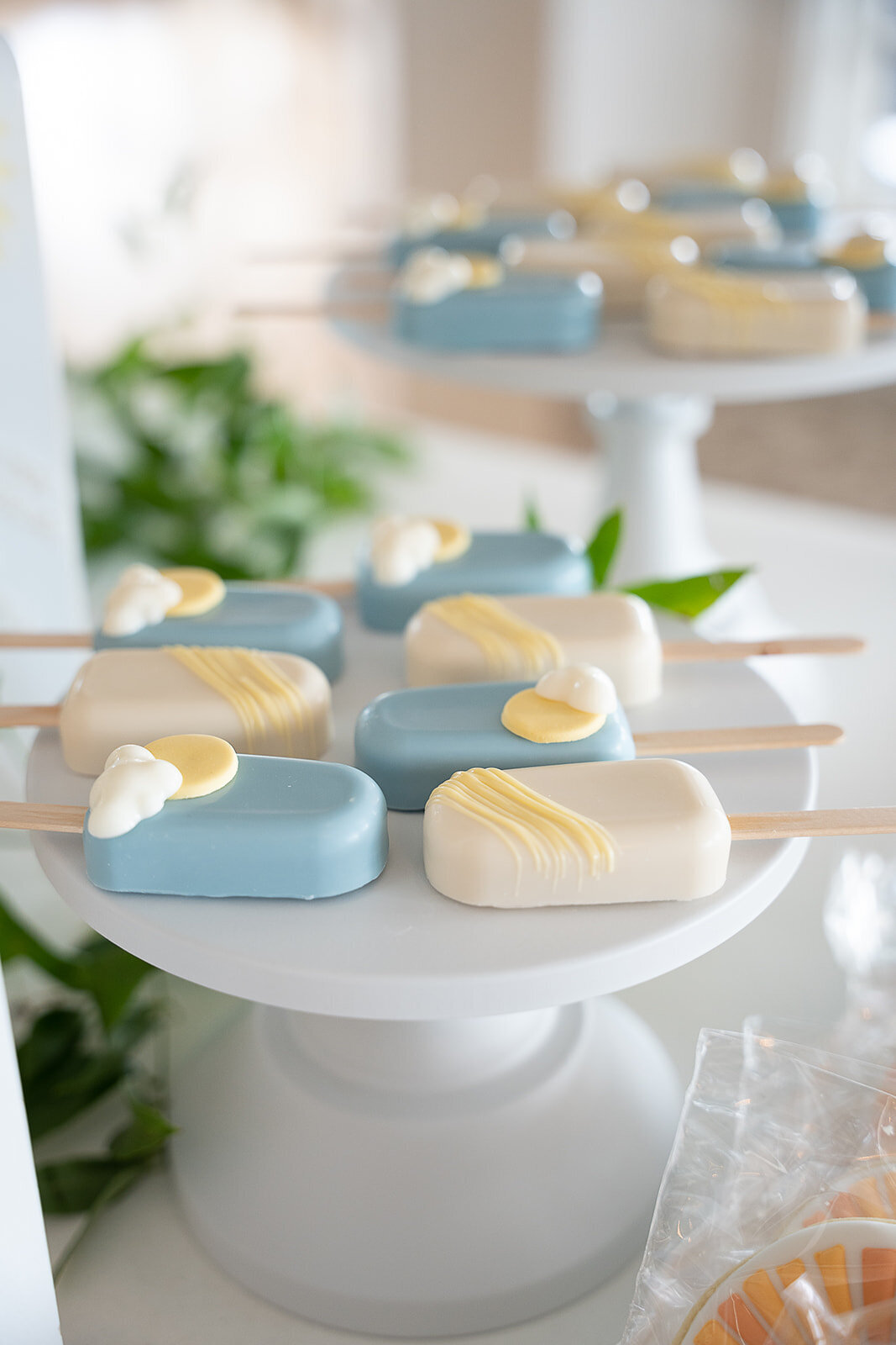 here-comes-the-son-baby-shower-desserts-1