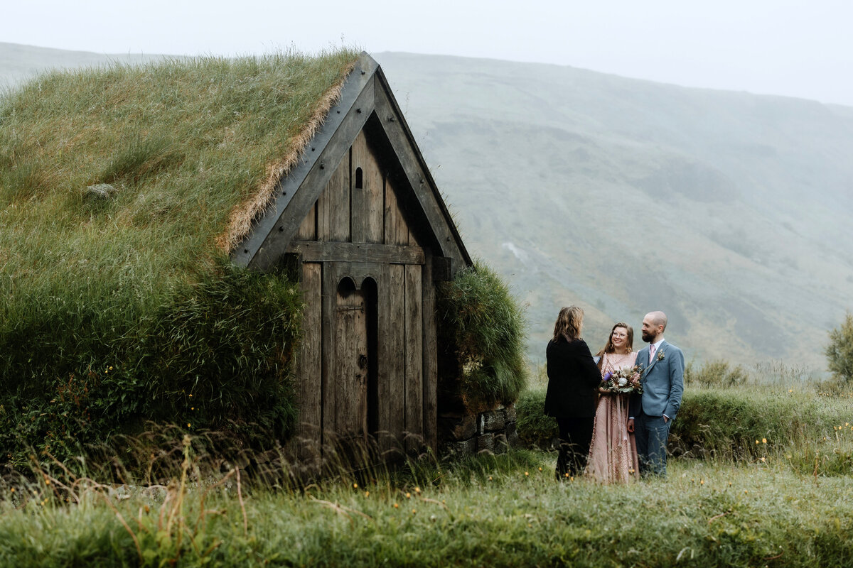 Iceland Elopement and Wedding Photographer4