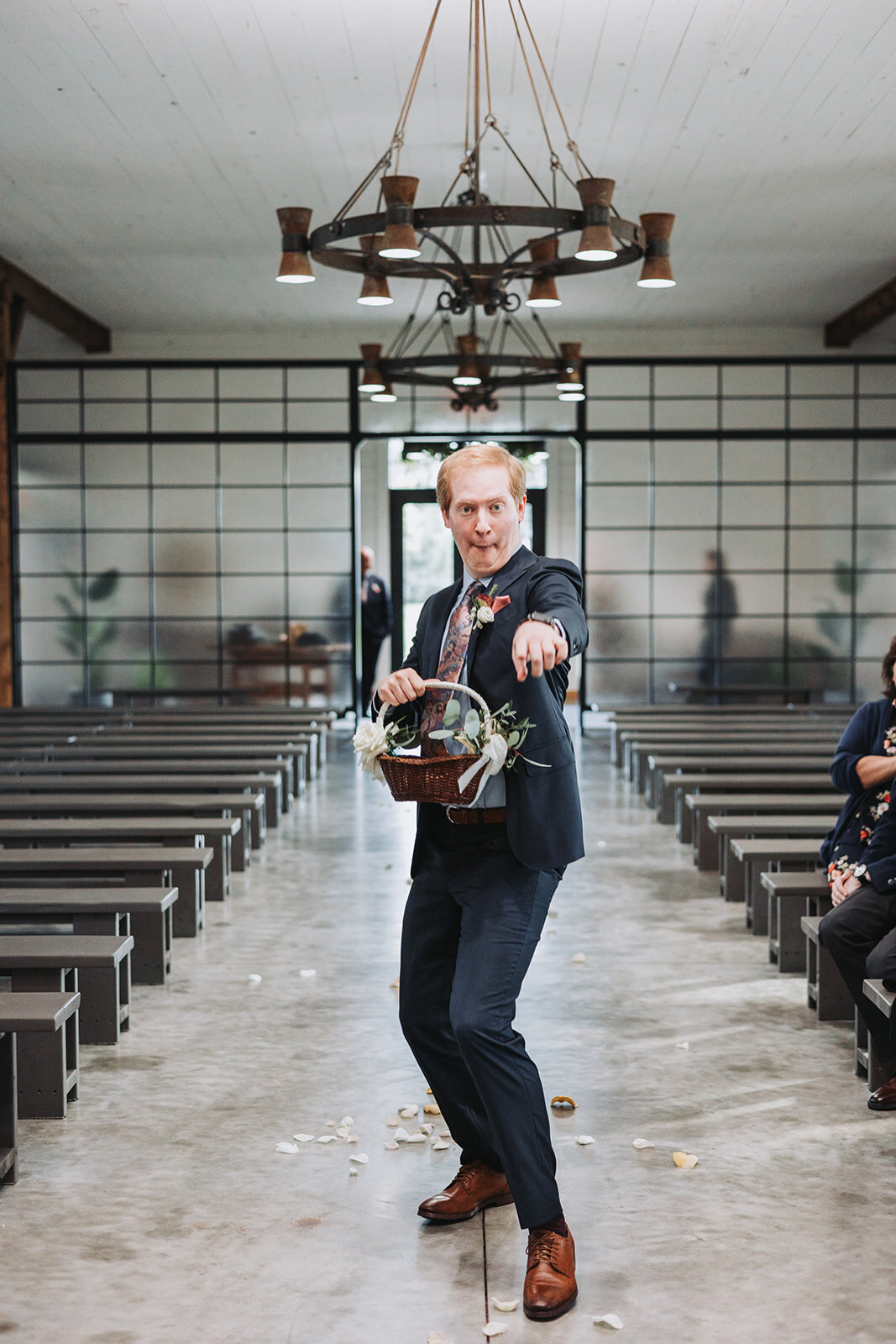 flower-man-wedding-ceremony