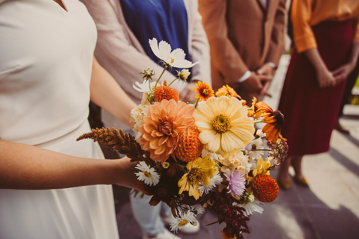 Laure&Nils_huwelijk_bewerkt_klaarmaken+firstlook_-139