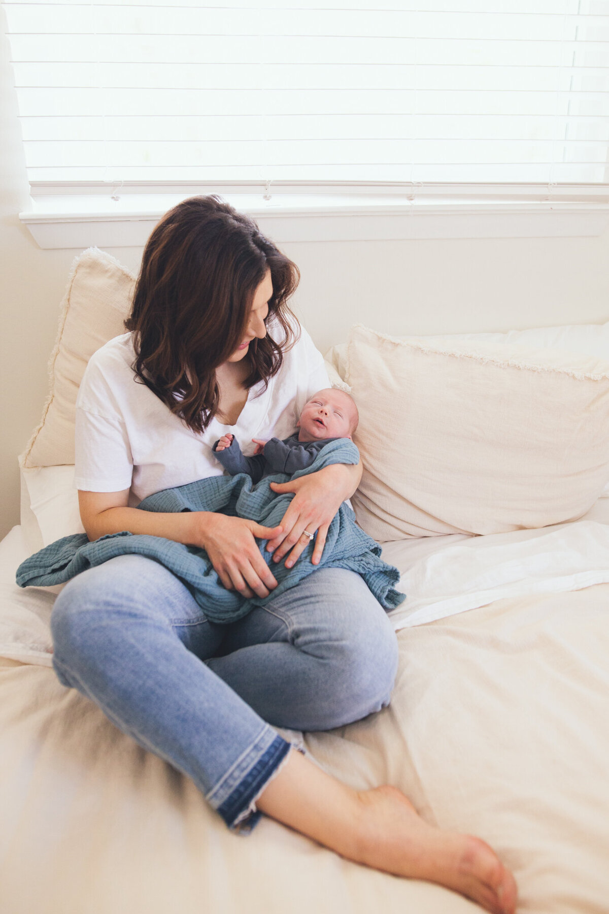 Lindsay-wilson-photography-in-home-newborn-1