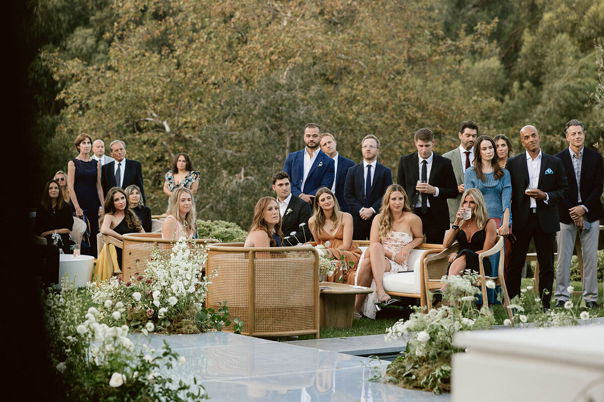 Backyard-Wedding-LosAngeles-ModernFamily-0022