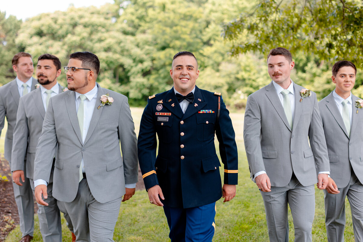 Amber-Grove-Richmond-VA-Wedding-Photography-LL-24