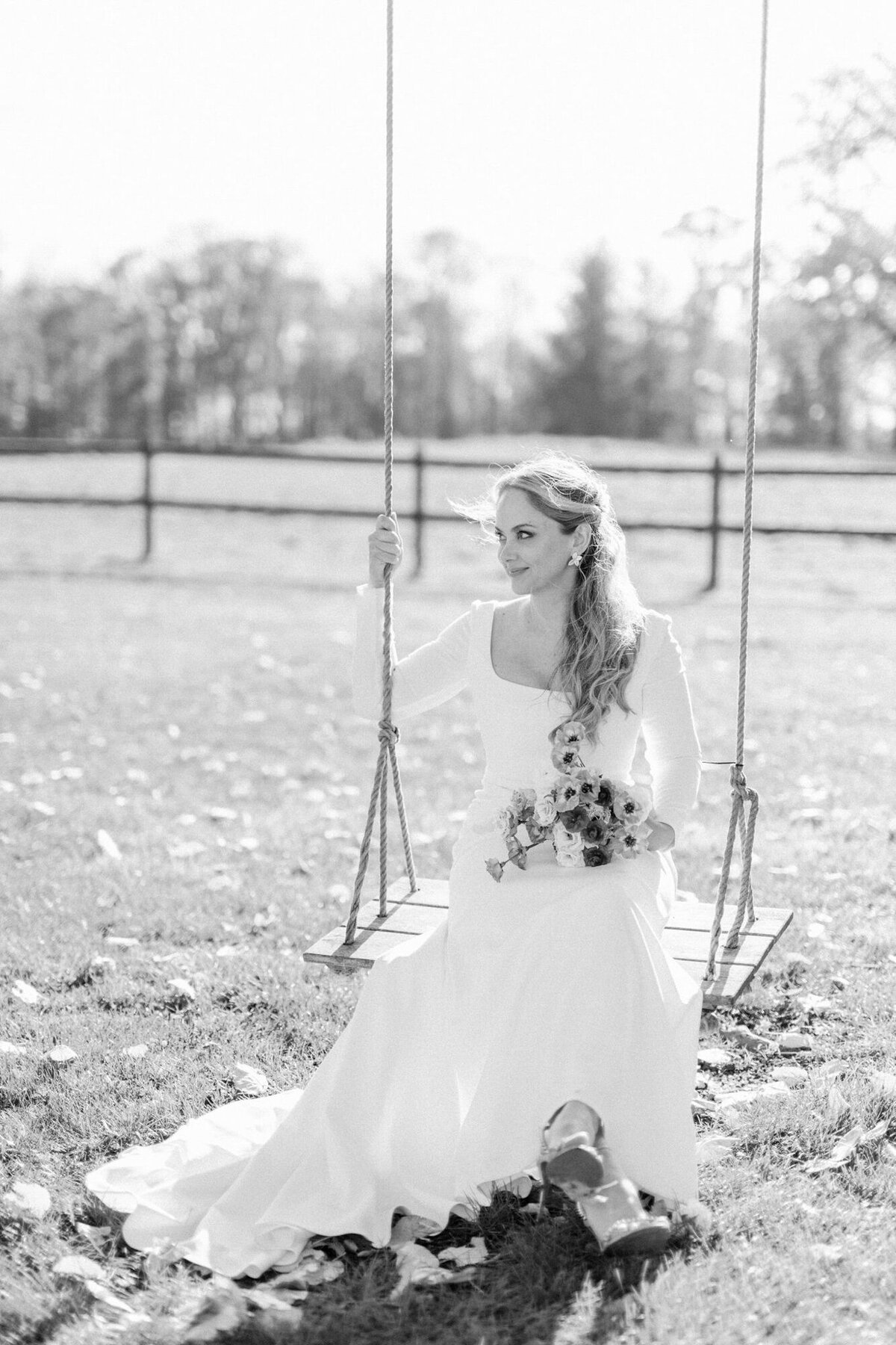 Maïlys Fortune Photography Husband Wife Wedding Weddings Photography France Switzerland Italy Timeless Dreamy Imagery Bilingual French English Destination Weddings Destination Wedding Provence French Riviera Paris Lake Como Tuscany105