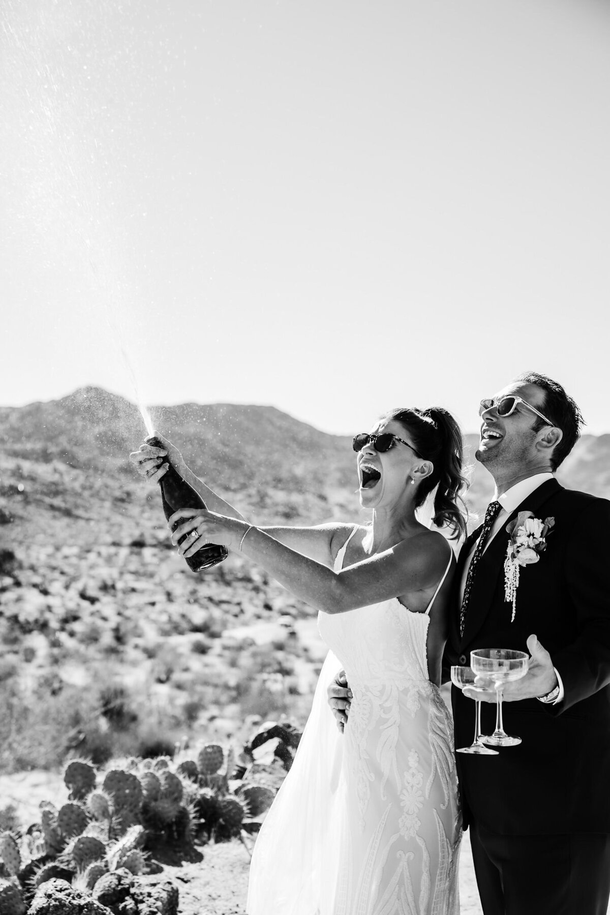 ArcherInspiredPhotography-MelissaandLesterWedding-SacredSandsJoshuaTree-CouplePortraits-50