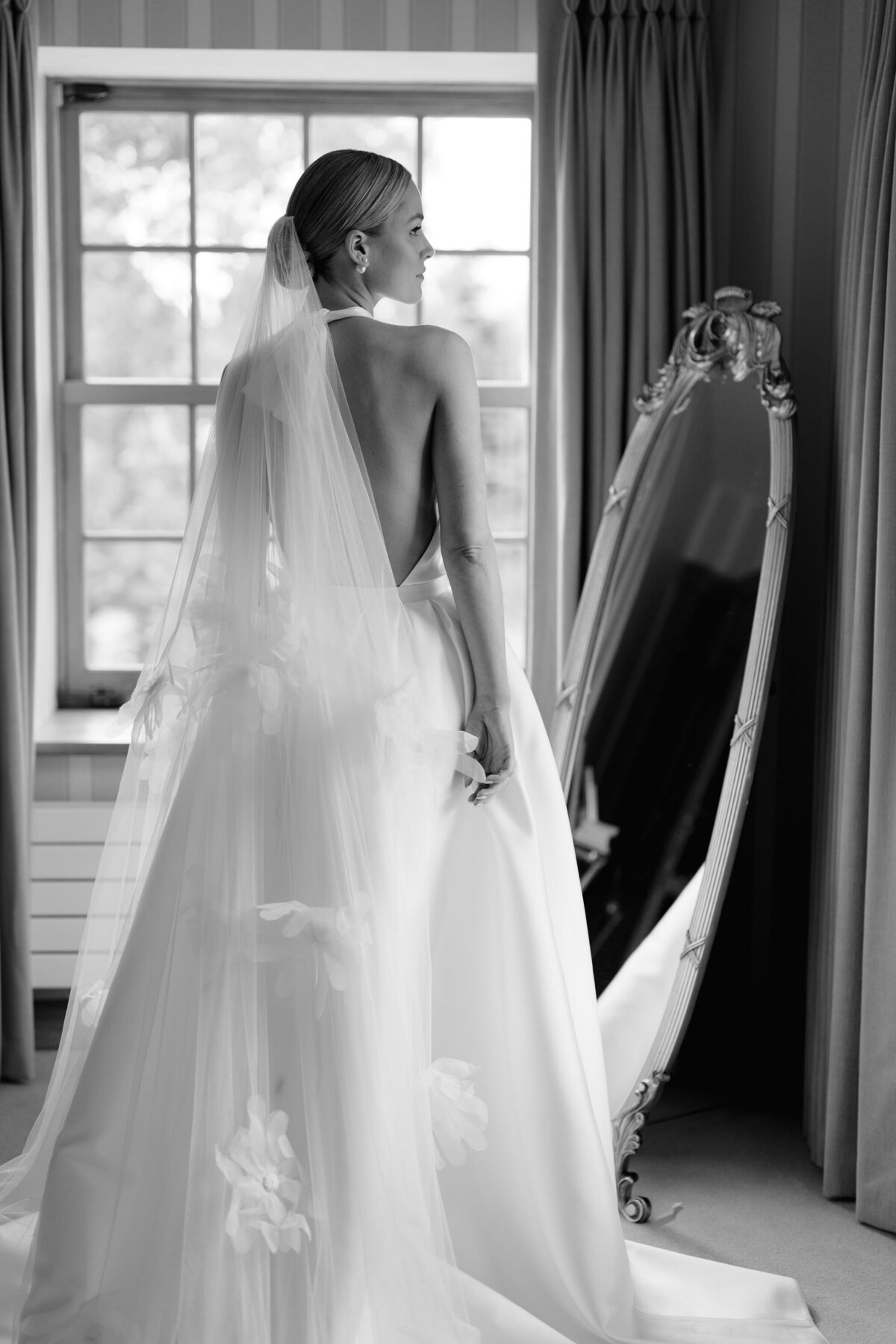 Caroline & Harry Previews-56BW