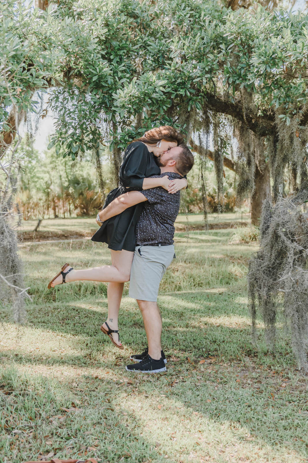 Wormsloe-Plantation-engagement-session_04