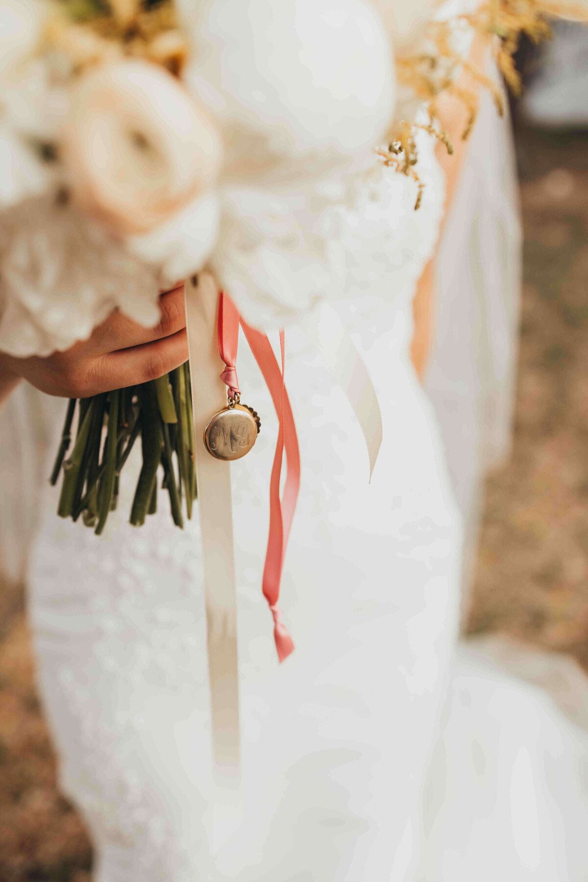 up close of brides broach from her grandmother