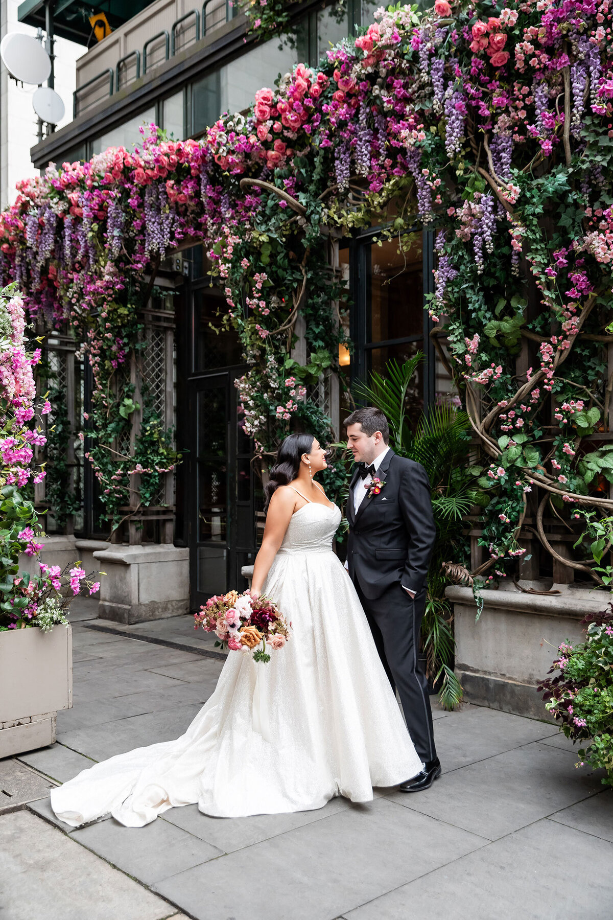 emma-cleary-new-york-nyc-wedding-photographer-videographer-wedding-venue-bryant-park-grill-3