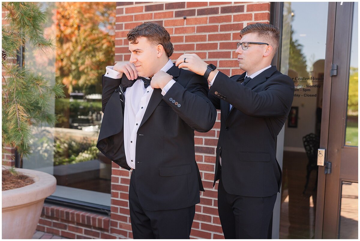 Cantigny Park Wedding 101924_2037