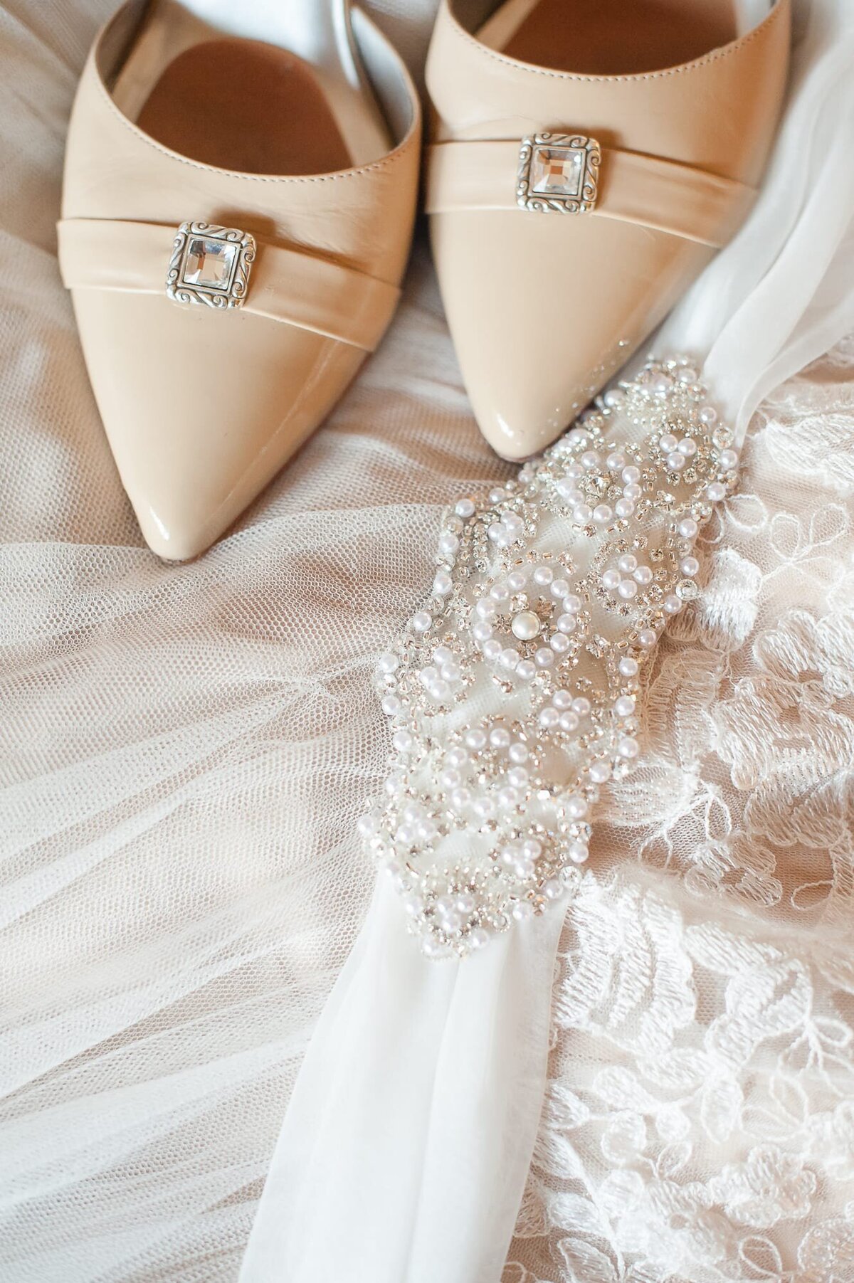 Royal-Palms-Wedding-by-Leslie-Ann-Photography-00011