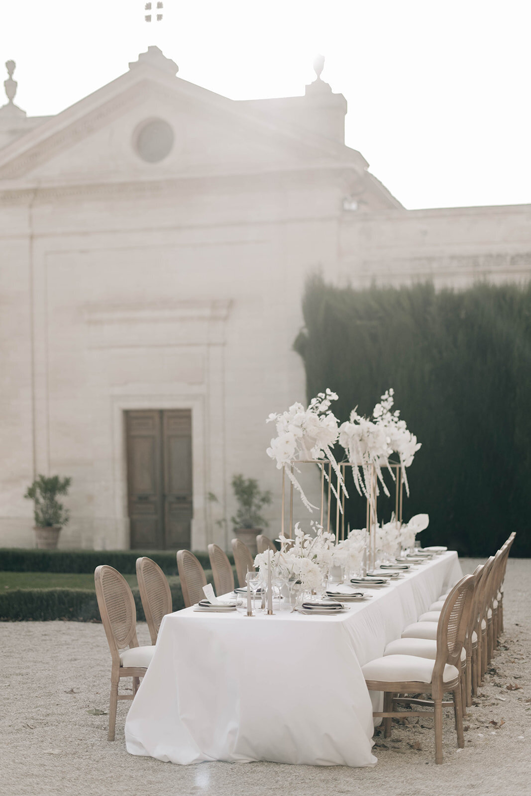 mariage-luxueux-chateaudetourreau-weddingdesign-fleur-capucineatelierfloral-artfloral